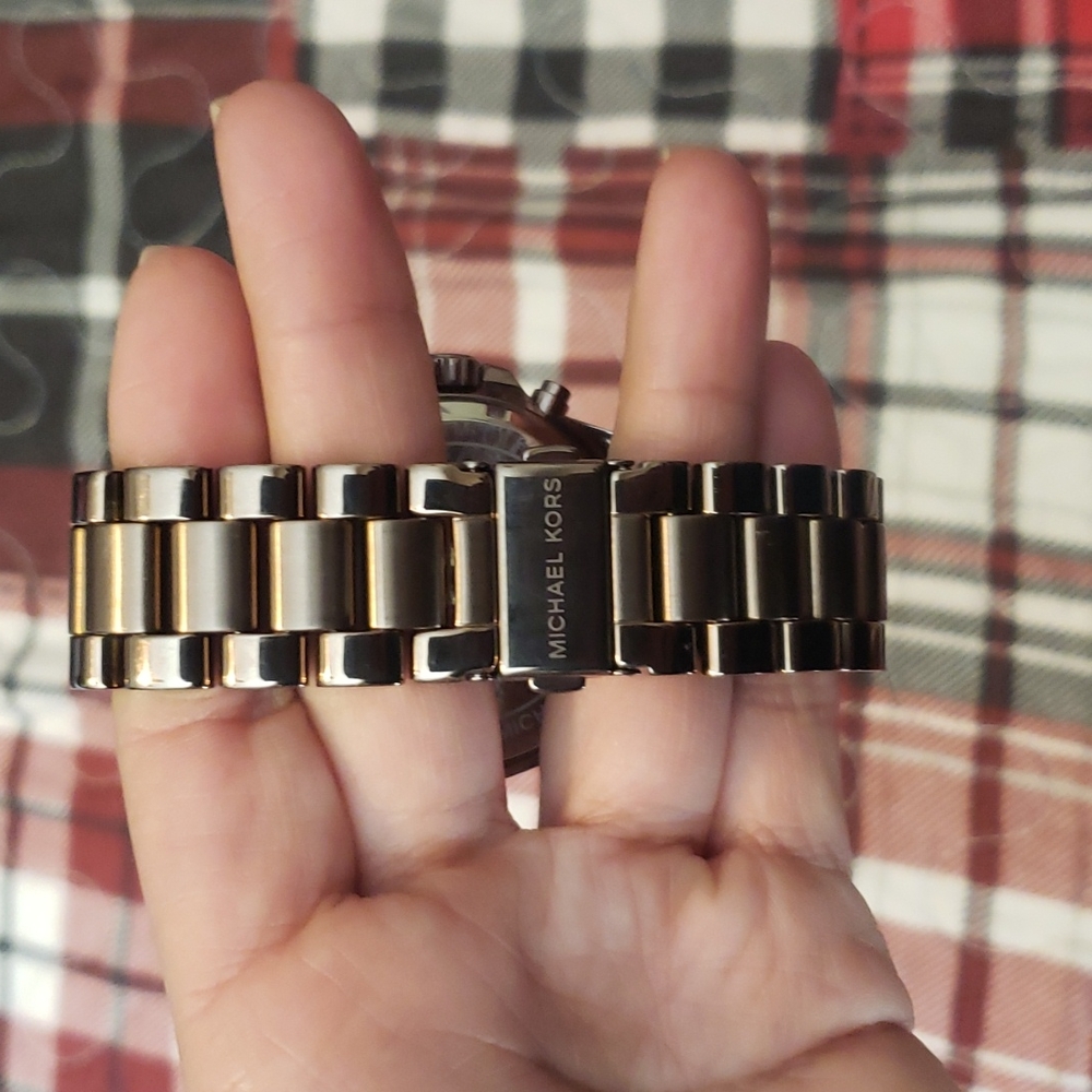 Michael kors MK6247 watch used - Picture 2 of 8